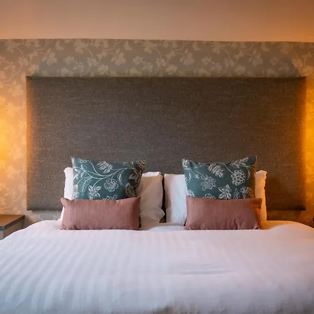 Fell Hotel 4*
