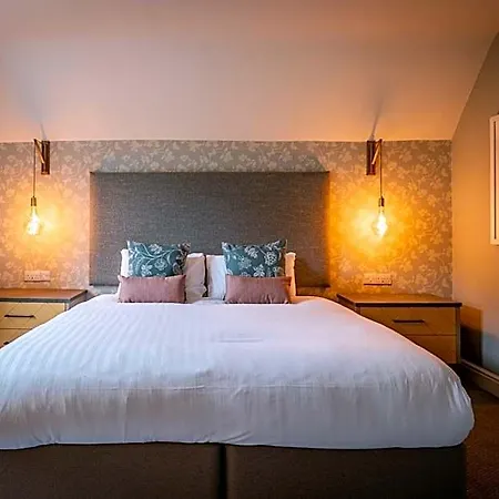 Hotel Fell 4*